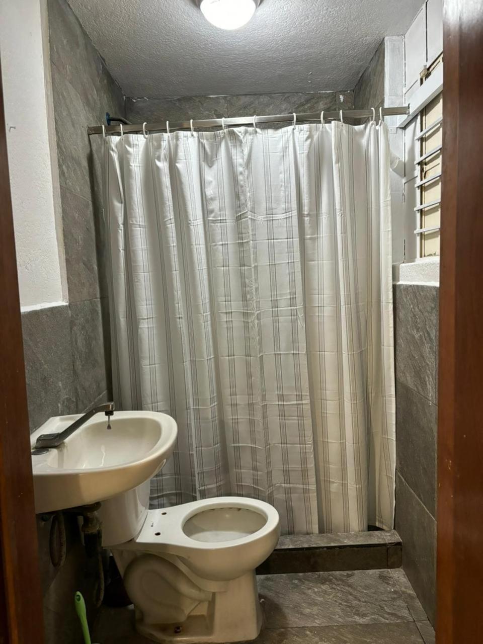 Apartment Privada 2 *